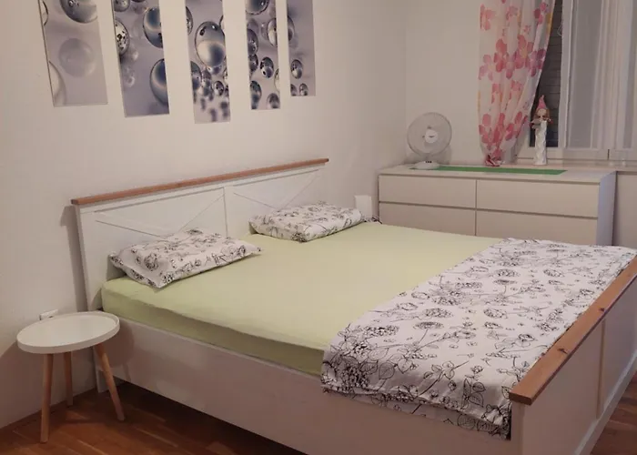 M&m Апартаменты *