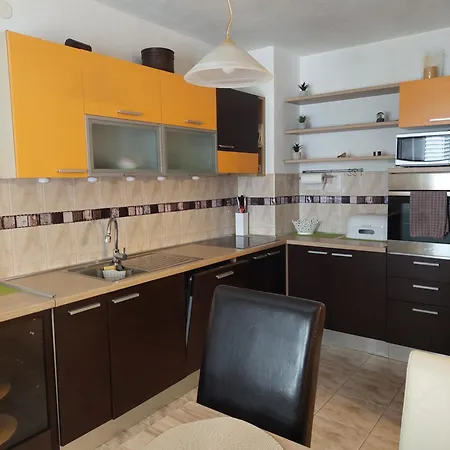 Apartment M&m